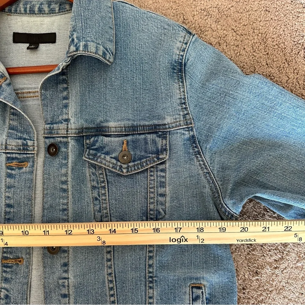 Uniqlo Light Wash Denim Jacket Womens Large Classic Trucker - Picture 9 of 11